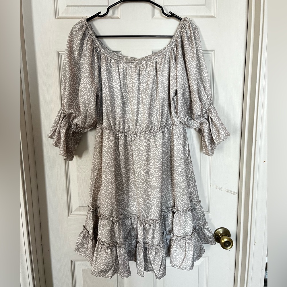 Peach Love California Gray Silk Cheetah Leopard Animal Print Ruffle Dress